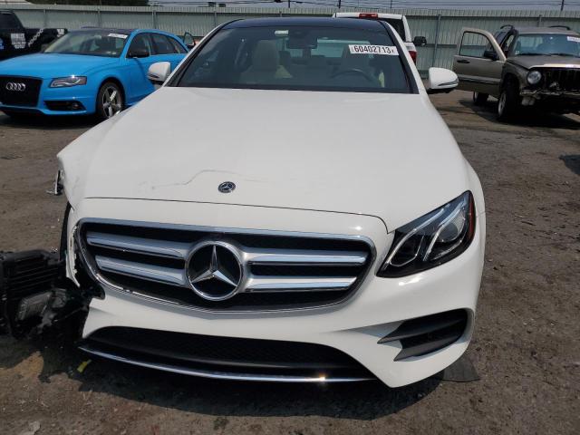 WDDZF6JB7KA519266 - 2019 MERCEDES-BENZ E 450 4MATIC WHITE photo 5