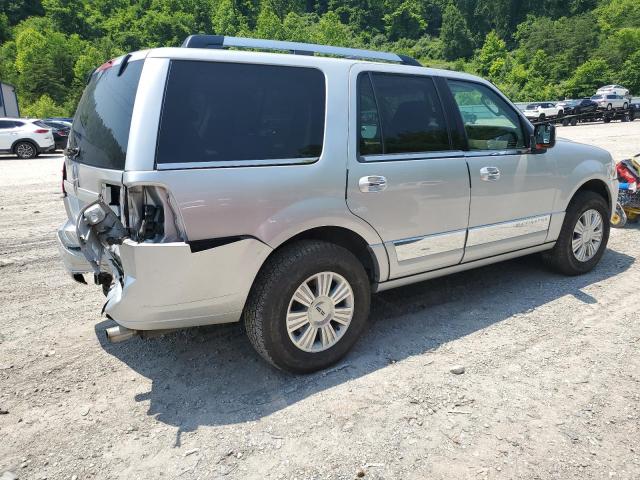 5LMJJ2J5XEEL02065 - 2014 LINCOLN NAVIGATOR SILVER photo 3