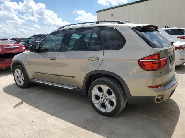 5UXZW0C55BL371202 - 2011 BMW X5 XDRIVE35D TAN photo 2