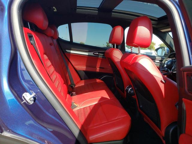 ZASPAKBN5K7C53459 - 2019 ALFA ROMEO STELVIO TI BLUE photo 11