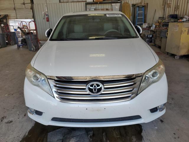 4T1BK3DB9BU382598 - 2011 TOYOTA AVALON BASE 白色 照片 5