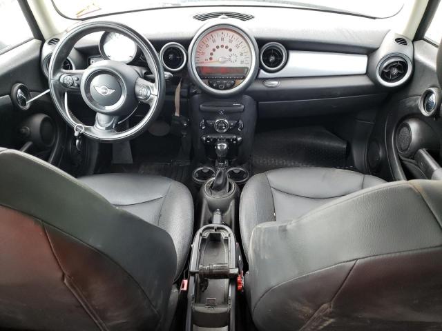 WMWZF3C53DT489588 - 2013 MINI COOPER CLUBMAN WHITE photo 8