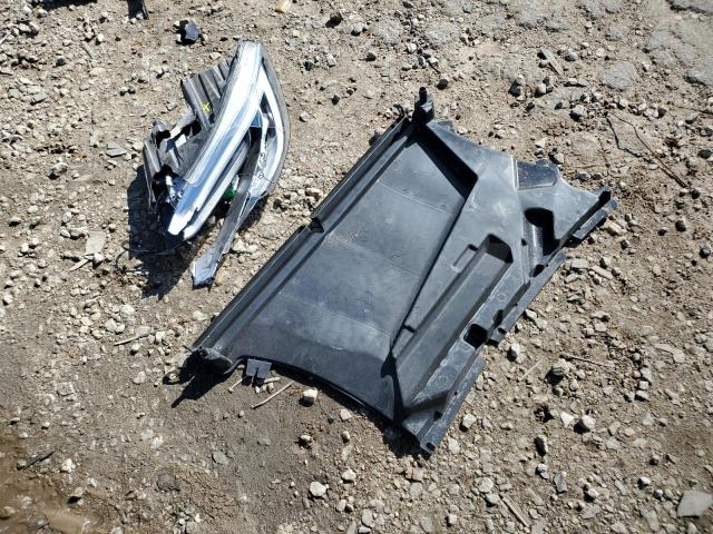 5YJSA1E27LF370566 - 2020 TESLA MODEL S შავი ფოტო 12