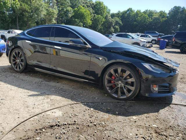 5YJSA1E27LF370566 - 2020 TESLA MODEL S შავი ფოტო 4