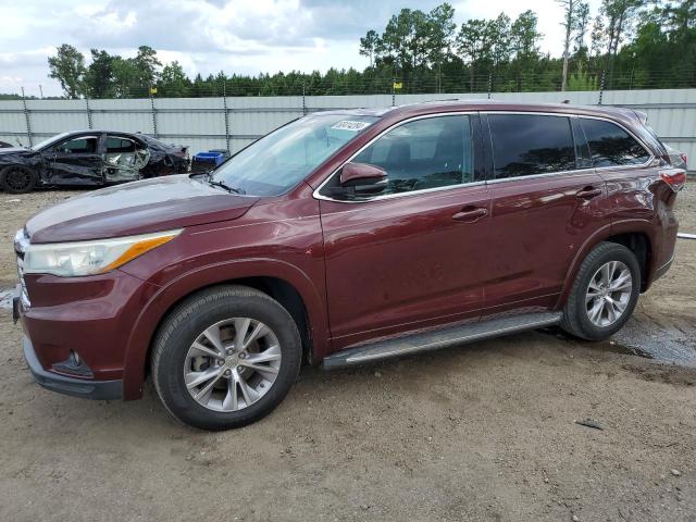 5TDKKRFHXFS101332 - 2015 TOYOTA HIGHLANDER XLE MAROON photo 1