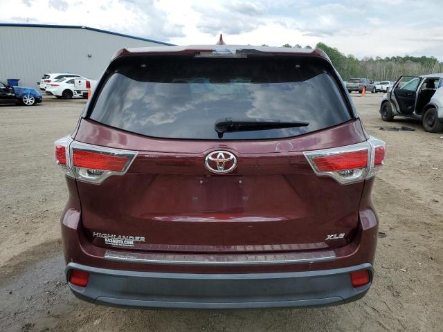 5TDKKRFHXFS101332 - 2015 TOYOTA HIGHLANDER XLE MAROON photo 6
