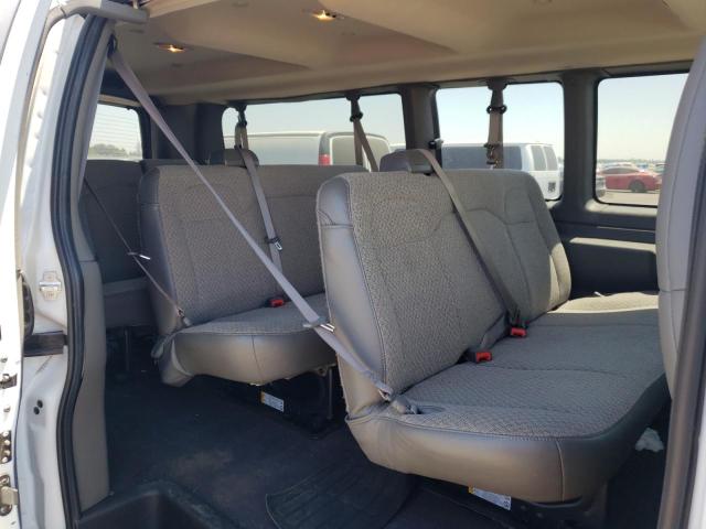 1GAZGPFG7K1272504 - 2019 CHEVROLET EXPRESS G3 LT WHITE photo 11