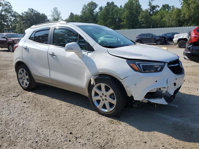 KL4CJDSM7JB609488 - 2018 BUICK ENCORE PREMIUM WHITE photo 4