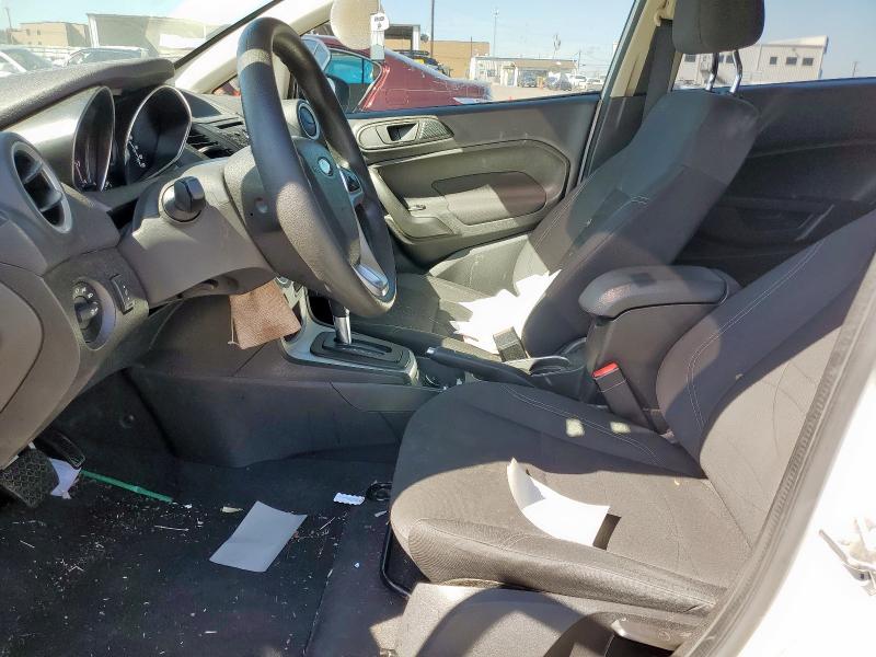 3FADP4BJ4KM132257 - 2019 FORD FIESTA SE 白色 照片 7