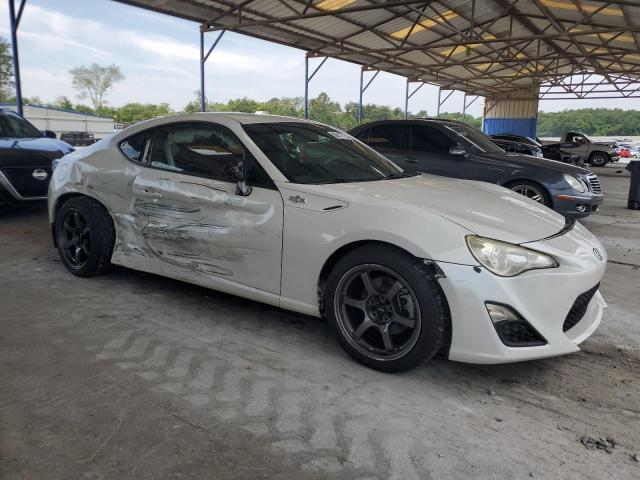 JF1ZNAA10D2724258 - 2013 TOYOTA SCION FR-S WHITE photo 4