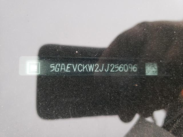 5GAEVCKW2JJ256096 - 2018 BUICK ENCLAVE AVENIR GRAY photo 13