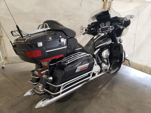 1HD1FCW103Y619626 - 2003 HARLEY-DAVIDSON FLHTCUI 黑色 照片 4