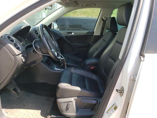 WVGBV7AX6BW534968 - 2011 VOLKSWAGEN TIGUAN S WHITE photo 7