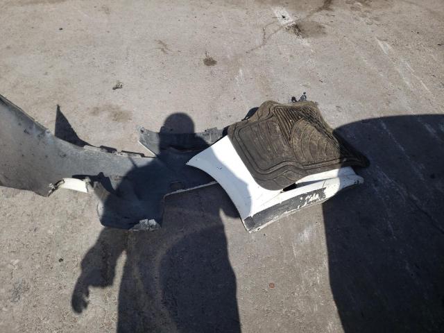 JTKJF5C76B3012723 - 2011 TOYOTA SCION TC 白色 照片 12