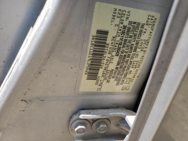 3N1BC11E19L393428 - 2009 NISSAN VERSA S SILVER photo 13