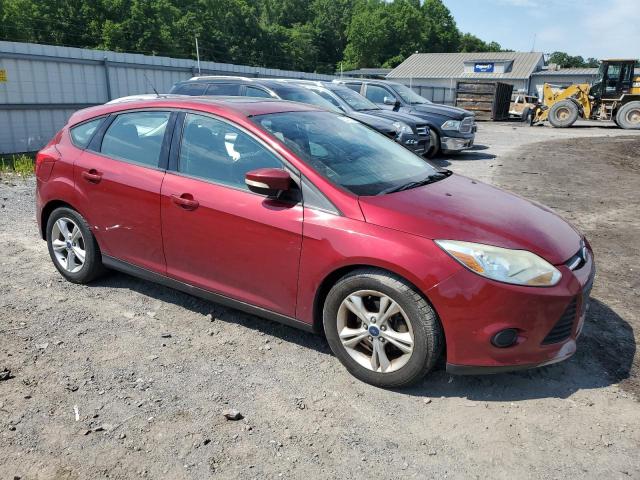 1FADP3K27EL366935 - 2014 FORD FOCUS SE MAROON photo 4