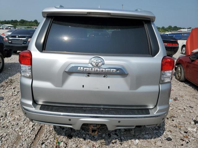 JTEBU5JR9B5072842 - 2011 TOYOTA 4RUNNER SR5 SILVER photo 6