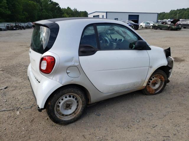 WMEFJ5DA0GK141982 - 2016 SMART FORTWO WHITE photo 3