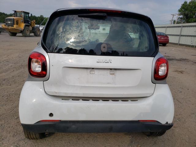 WMEFJ5DA0GK141982 - 2016 SMART FORTWO WHITE photo 6