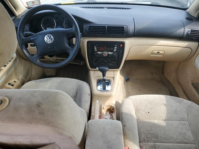 WVWPD63B42P138363 - 2002 VOLK PASSAT GLS GREEN photo 8