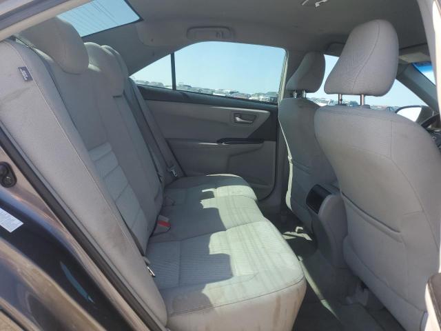 4T1BF1FK7HU771562 - 2017 TOYOTA CAMRY LE GRAY photo 10