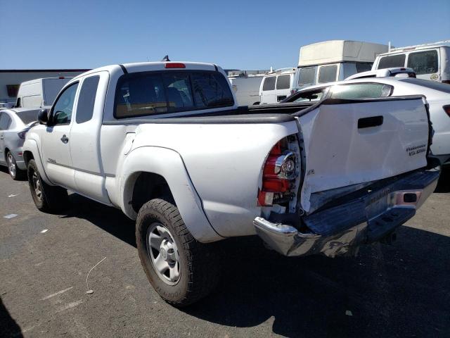 5TFTU4GN4FX081224 - 2015 TOYOTA TACOMA PRERUNNER ACCESS CAB WHITE photo 2