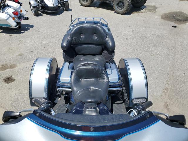 1HD1FCW151Y633969 - 2001 HARLEY-DAVIDSON FLHTCUI 蓝色 照片 5