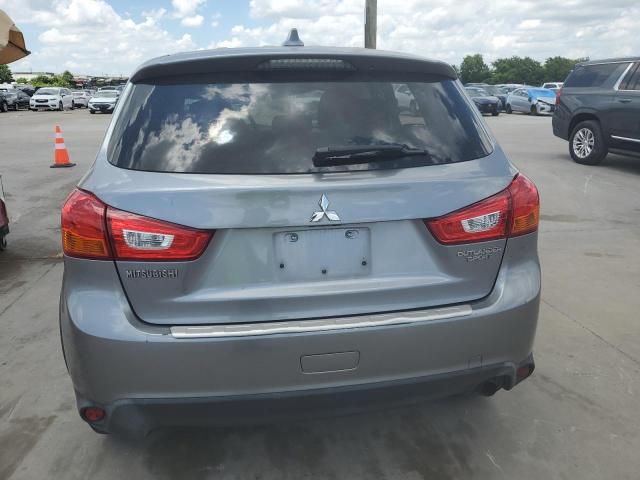 JA4AP3AU8HZ050830 - 2017 MITSUBISHI OUTLANDER ES GRAY photo 6