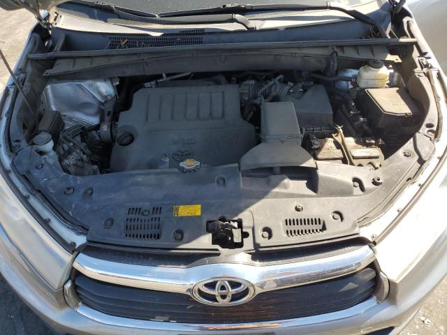 5TDBKRFH5FS072287 - 2015 TOYOTA HIGHLANDER LE SILVER photo 12