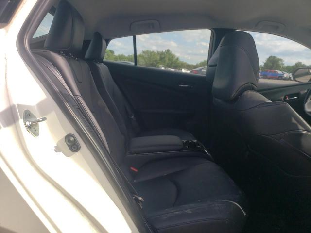 JTDKARFP5J3085738 - 2018 TOYOTA PRIUS PRIM თეთრი ფოტო 10