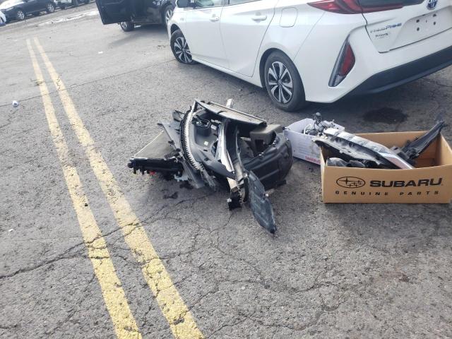 JTDKARFP5J3085738 - 2018 TOYOTA PRIUS PRIM თეთრი ფოტო 12