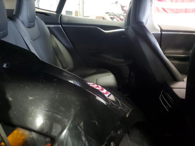 5YJSA1E21GF123212 - 2016 TESLA MODEL S Սև լուսանկար 10