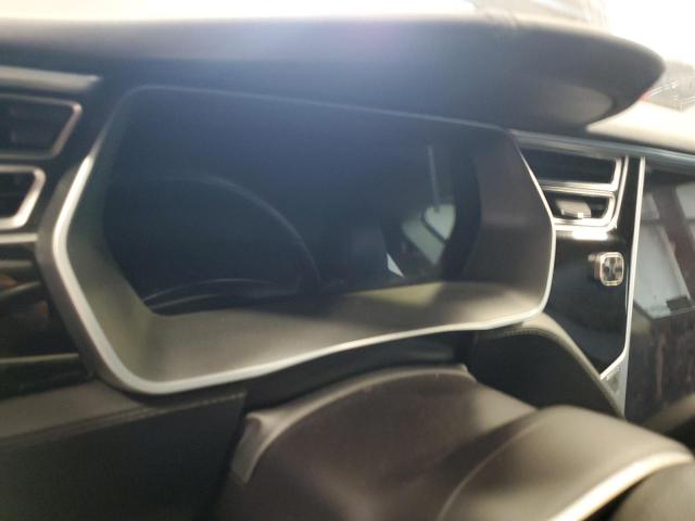 5YJSA1E21GF123212 - 2016 TESLA MODEL S Սև լուսանկար 9