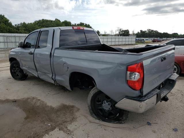 5TFRY5F10KX246991 - 2019 TOYOTA TUNDRA DOUBLE CAB SR/SR5 GRAY photo 2
