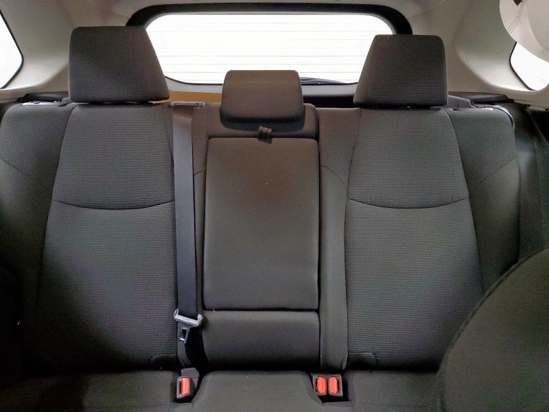 2T3H1RFV5NC189000 - 2022 TOYOTA RAV4 LE SILVER photo 10