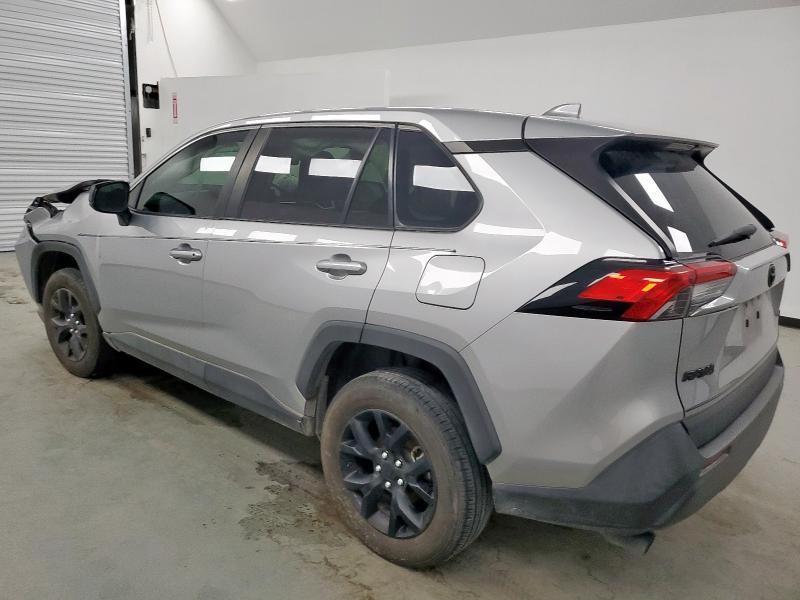 2T3H1RFV5NC189000 - 2022 TOYOTA RAV4 LE SILVER photo 2