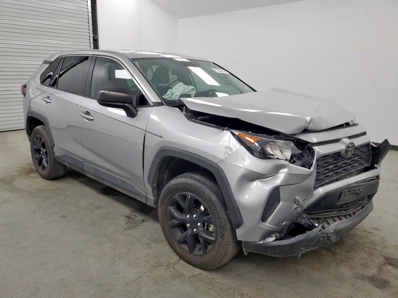 2T3H1RFV5NC189000 - 2022 TOYOTA RAV4 LE SILVER photo 4