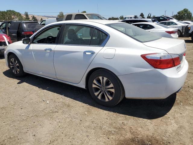 1HGCR2F38FA231703 - 2015 HONDA ACCORD LX WHITE photo 2