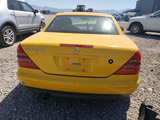 WDBKK47F6XF094685 - 1999 MERCEDES-BENZ SLK 230 KOMPRESSOR YELLOW photo 6