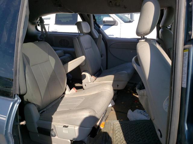 2C8GP54L25R122317 - 2005 CHRYSLER TOWN & COU TOURING GREEN photo 11