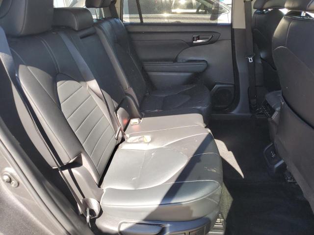5TDHZRBH1NS244955 - 2022 TOYOTA HIGHLANDER XLE ნაცრისფერი ფოტო 11