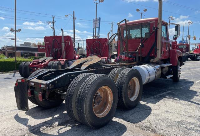 1M1AN09Y9CM008884 - 2012 MACK 600 CHU600 RED photo 4