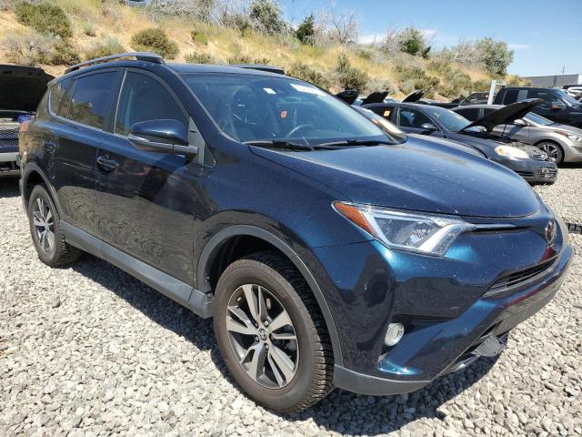 2T3RFREVXJW828343 - 2018 TOYOTA RAV4 ADVENTURE BLUE photo 4