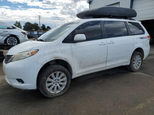 5TDJK3DC6CS041576 - 2012 TOYOTA SIENNA LE WHITE photo 1