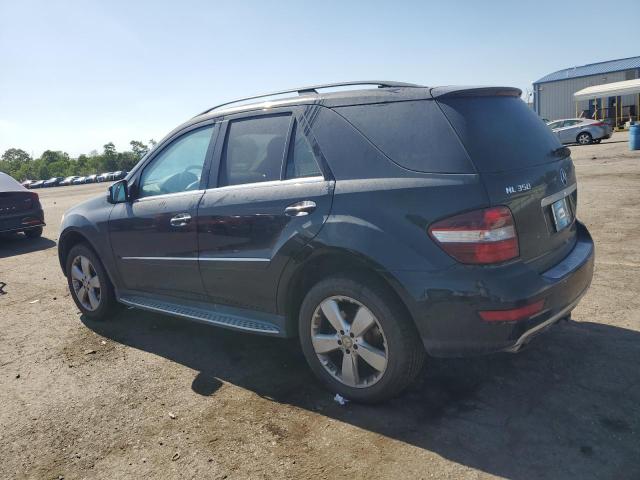 4JGBB8GB2BA665287 - 2011 MERCEDES-BENZ ML 350 4MATIC BLACK photo 2