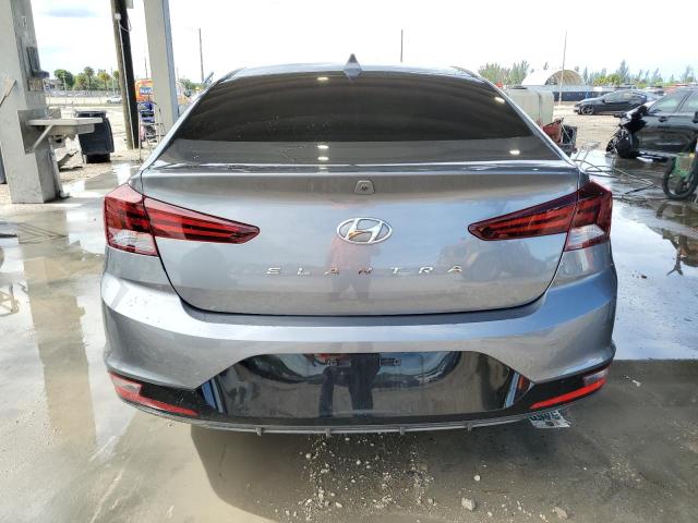 5NPD84LF9KH425563 - 2019 HYUNDAI ELANTRA SEL GRAY photo 6