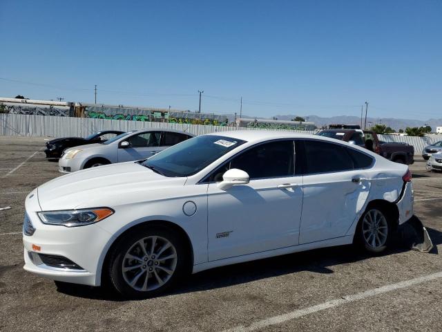 3FA6P0PU0JR246231 - 2018 FORD FUSION SE PHEV WHITE photo 1