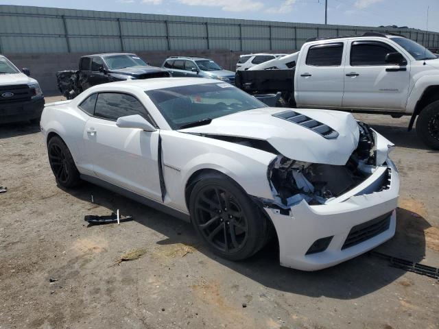 2G1FH1EJ2F9246193 - 2015 CHEVROLET CAMARO SS WHITE photo 4