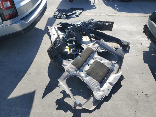 SALGV3TFXFA214698 - 2015 LAND ROVER RANGE ROVE AUTOBIOGRAPHY SILVER photo 13