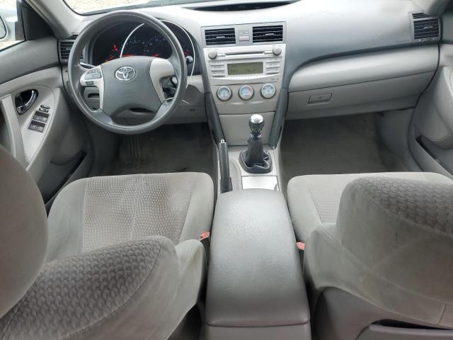 4T1BF3EK0AU011170 - 2010 TOYOTA CAMRY BASE SILVER photo 8